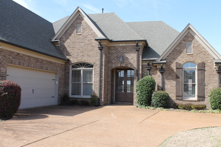 8733 Brunswick Forest Dr, Bartlett, TN 38133 photo 2