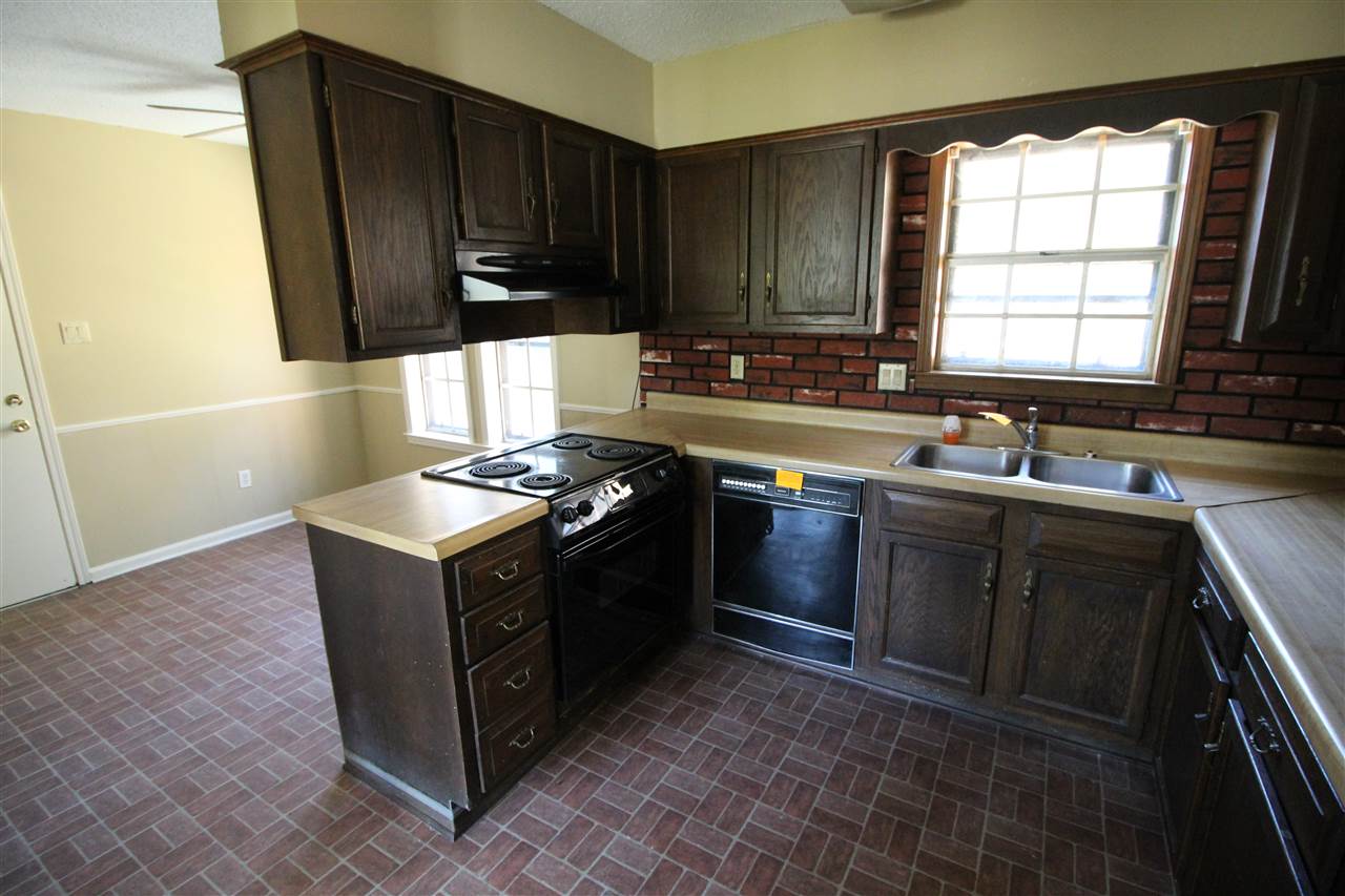 6232 Skylight Dr, Bartlett, TN 38135 photo 3