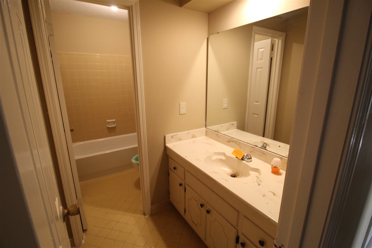 6232 Skylight Dr, Bartlett, TN 38135 photo 9