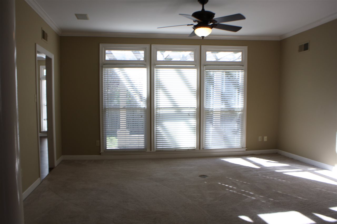 561 Roe Hampton Cv, Collierville, TN 38017 photo 10