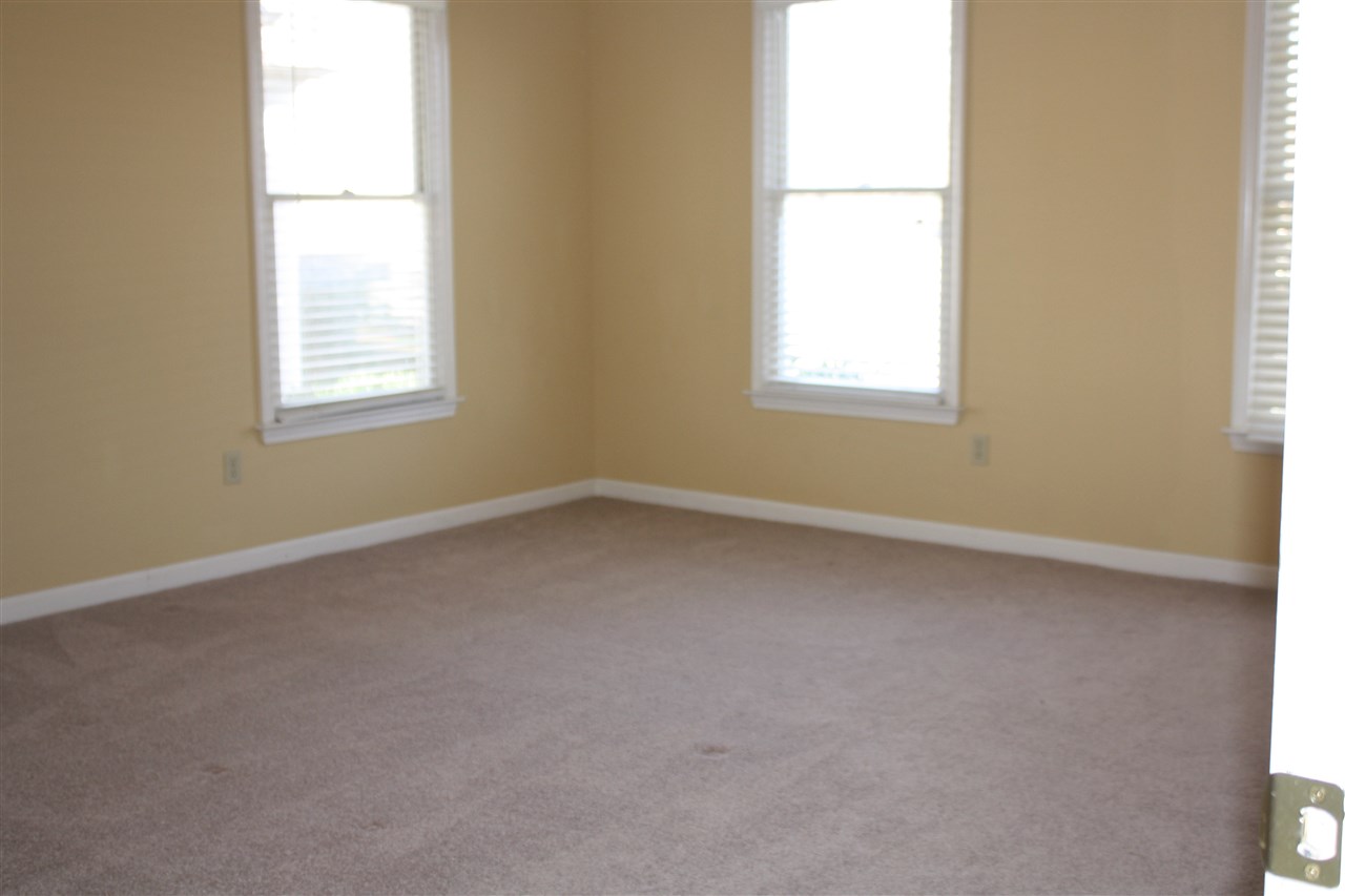561 Roe Hampton Cv, Collierville, TN 38017 photo 22