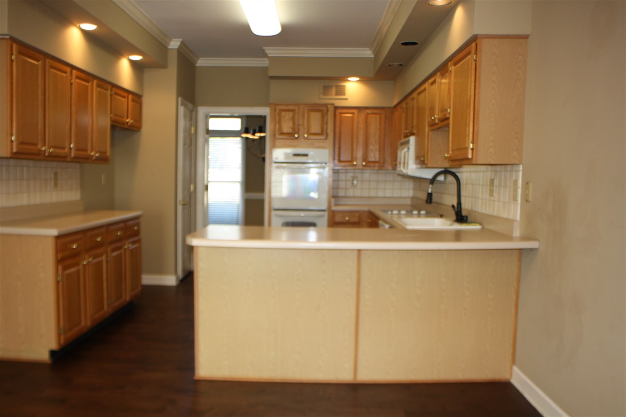 561 Roe Hampton Cv, Collierville, TN 38017 photo 8
