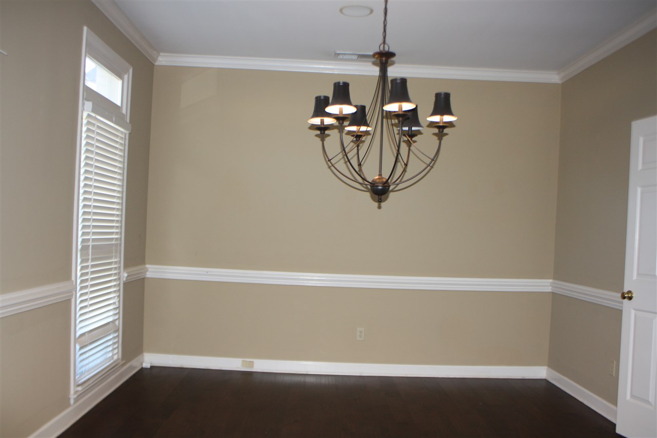 561 Roe Hampton Cv, Collierville, TN 38017 photo 9