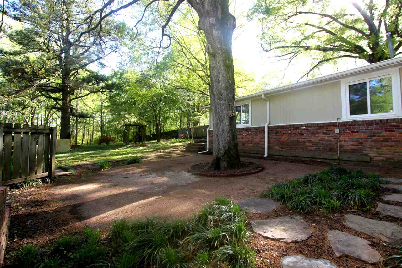 5899 Elmore Rd, Bartlett, TN 38134 photo 3