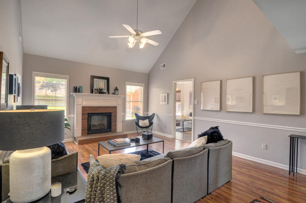 403 E White Rd E, Collierville, TN 38017 photo 6