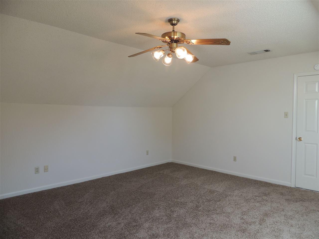 664 W White Rd, Collierville, TN 38017 photo 17