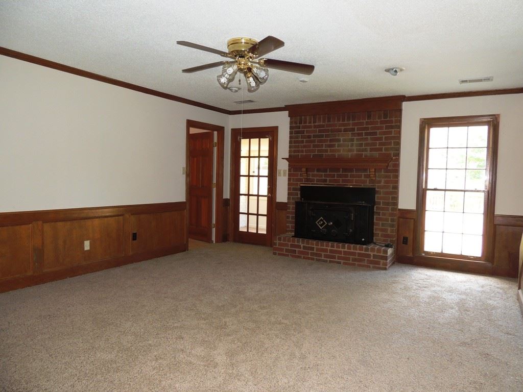 664 W White Rd, Collierville, TN 38017 photo 2