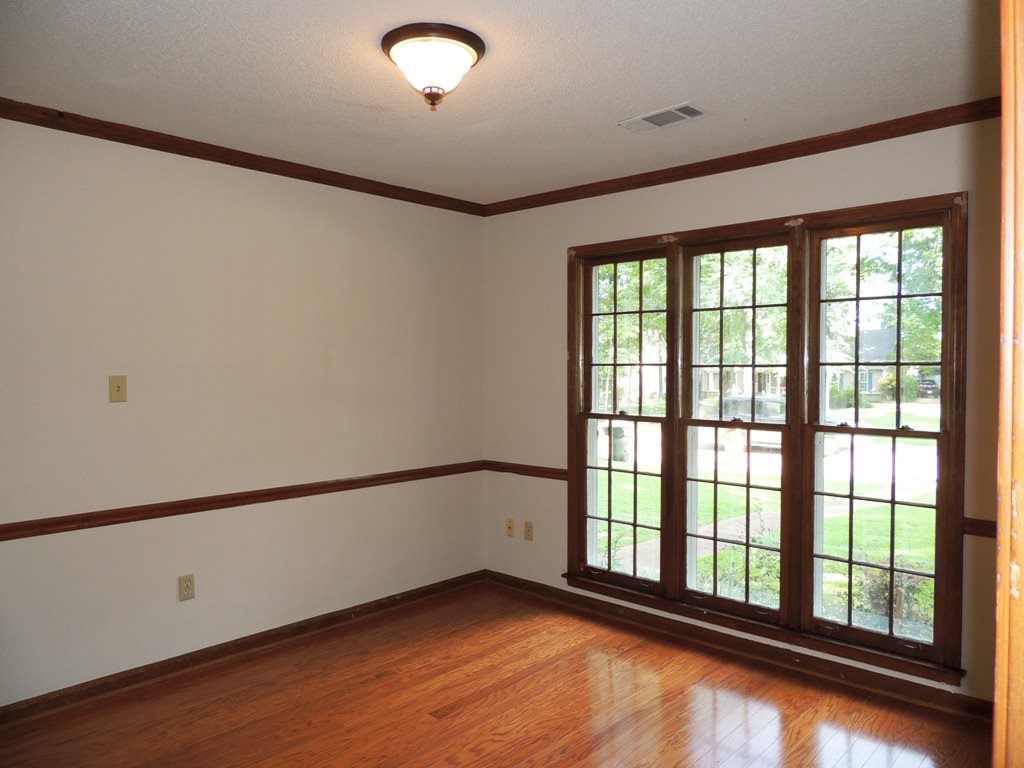 664 W White Rd, Collierville, TN 38017 photo 4