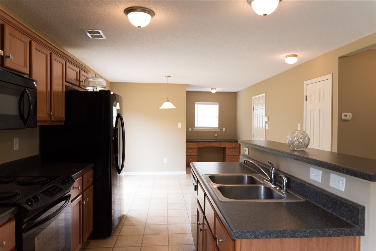 6091 Abigail Bluffs Dr, Bartlett, TN 38135 photo 4