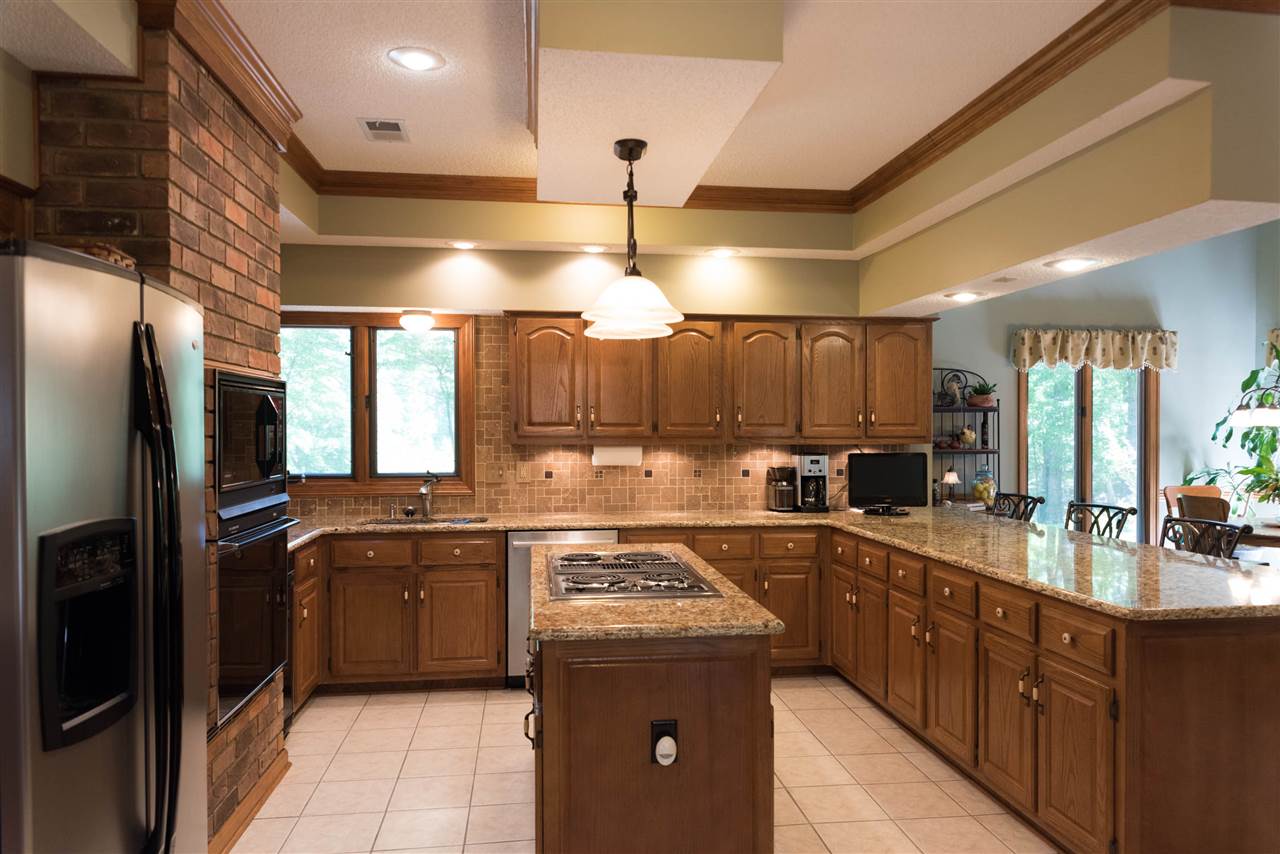 9301 John Thomas Cv, Bartlett, TN 38133 photo 9