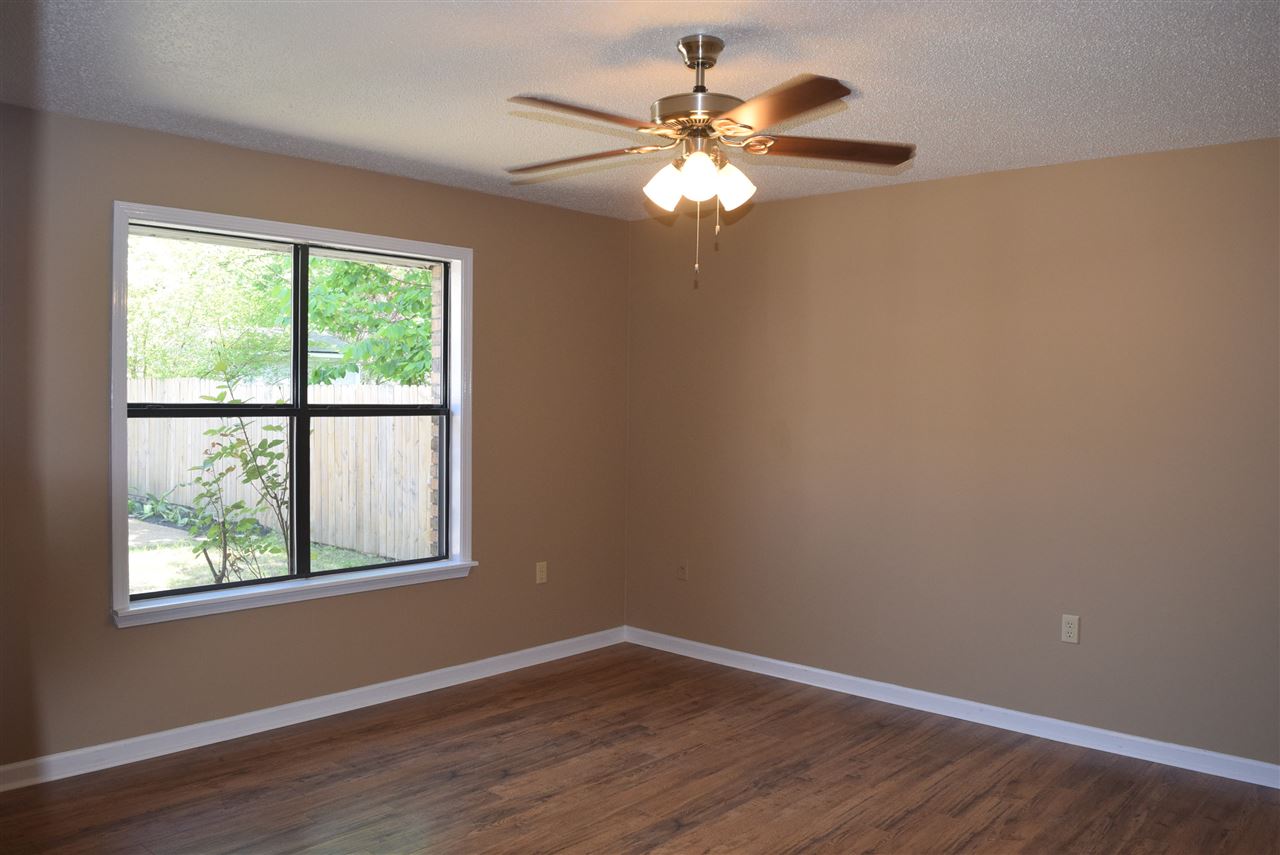 2350 Curbertson St, Bartlett, TN 38134 photo 9