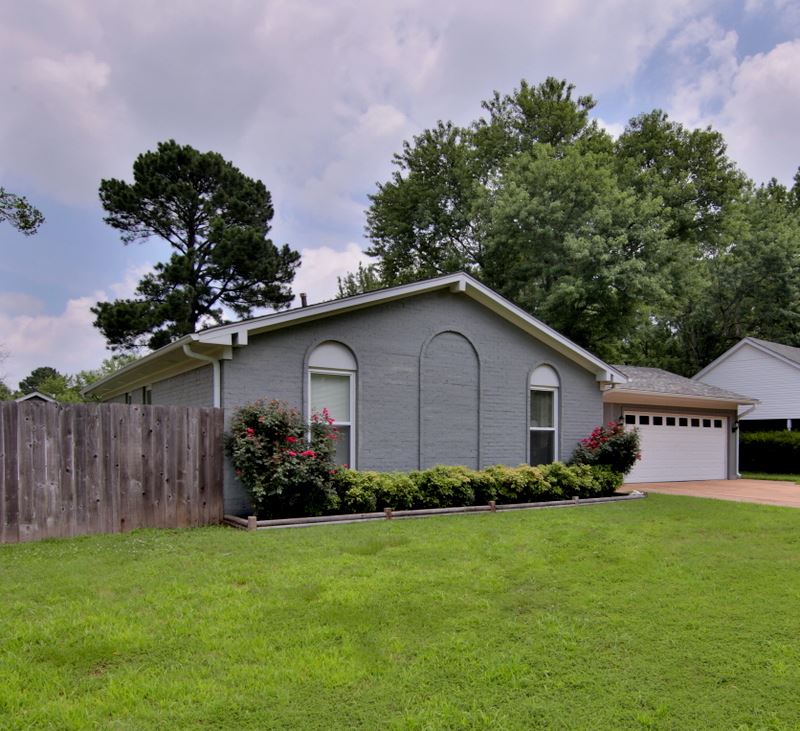 6348 Bardstown Rd, Bartlett, TN 38134 photo 2