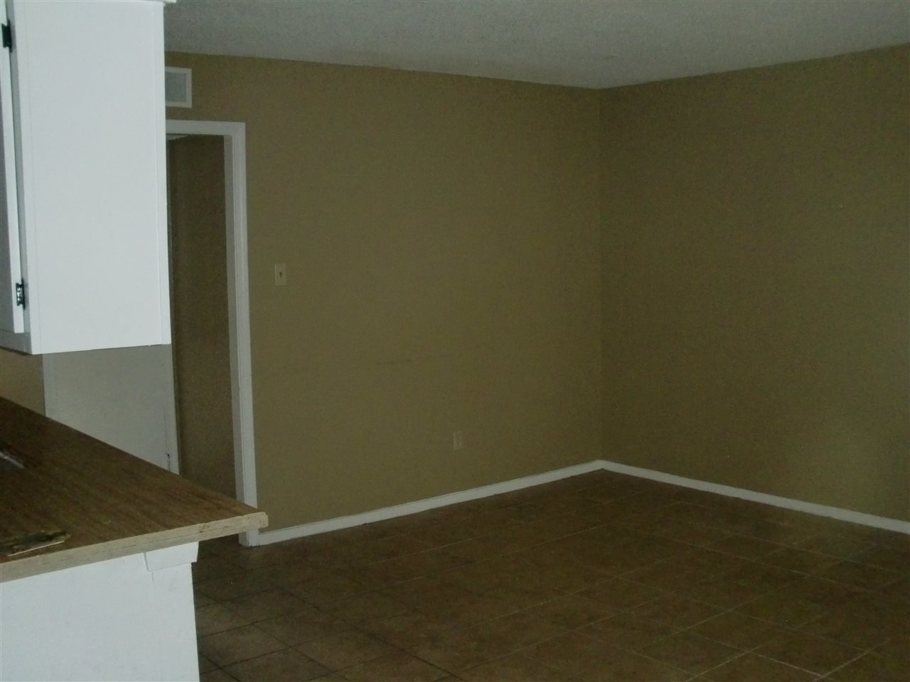 5665 Maple Tree Dr, Memphis, TN 38115 photo 5