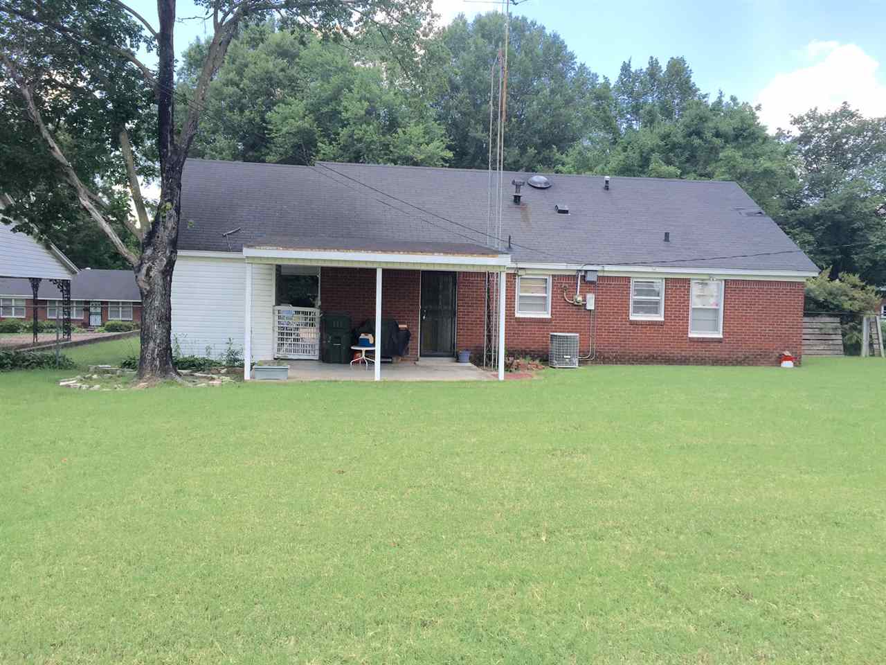 136 Fleming Dr, Covington, TN 38019 photo 2