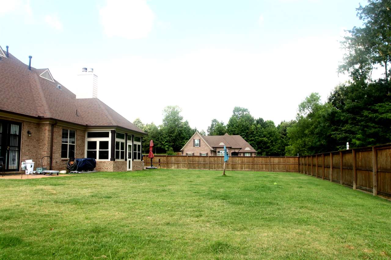 8628 Branson Dr, Bartlett, TN 38133 photo 3
