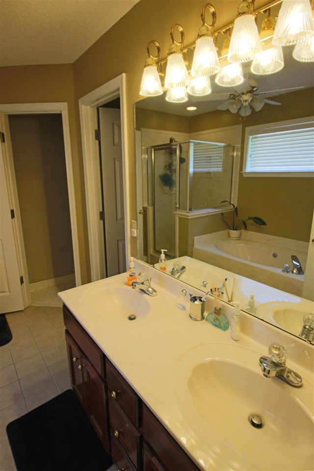 6237 Lake View Cv, Bartlett, TN 38135 photo 12