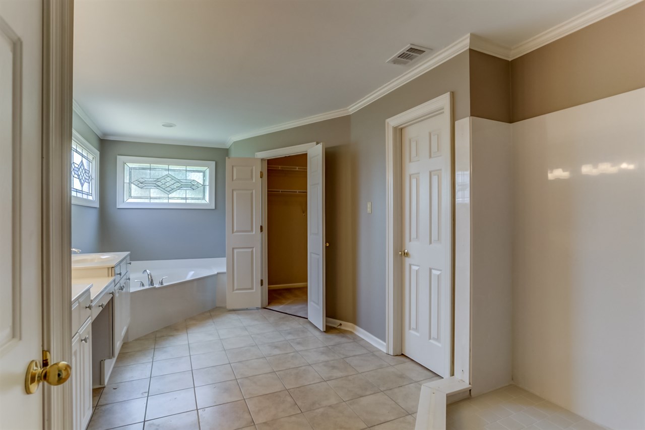 4061 Blackheath Dr, Bartlett, TN 38135 photo 13