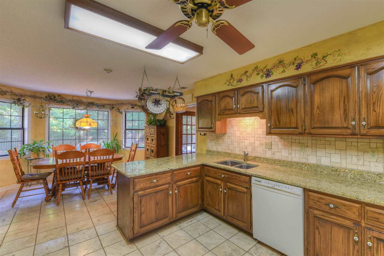 6910 Seventh Rd, Bartlett, TN 38135 photo 9