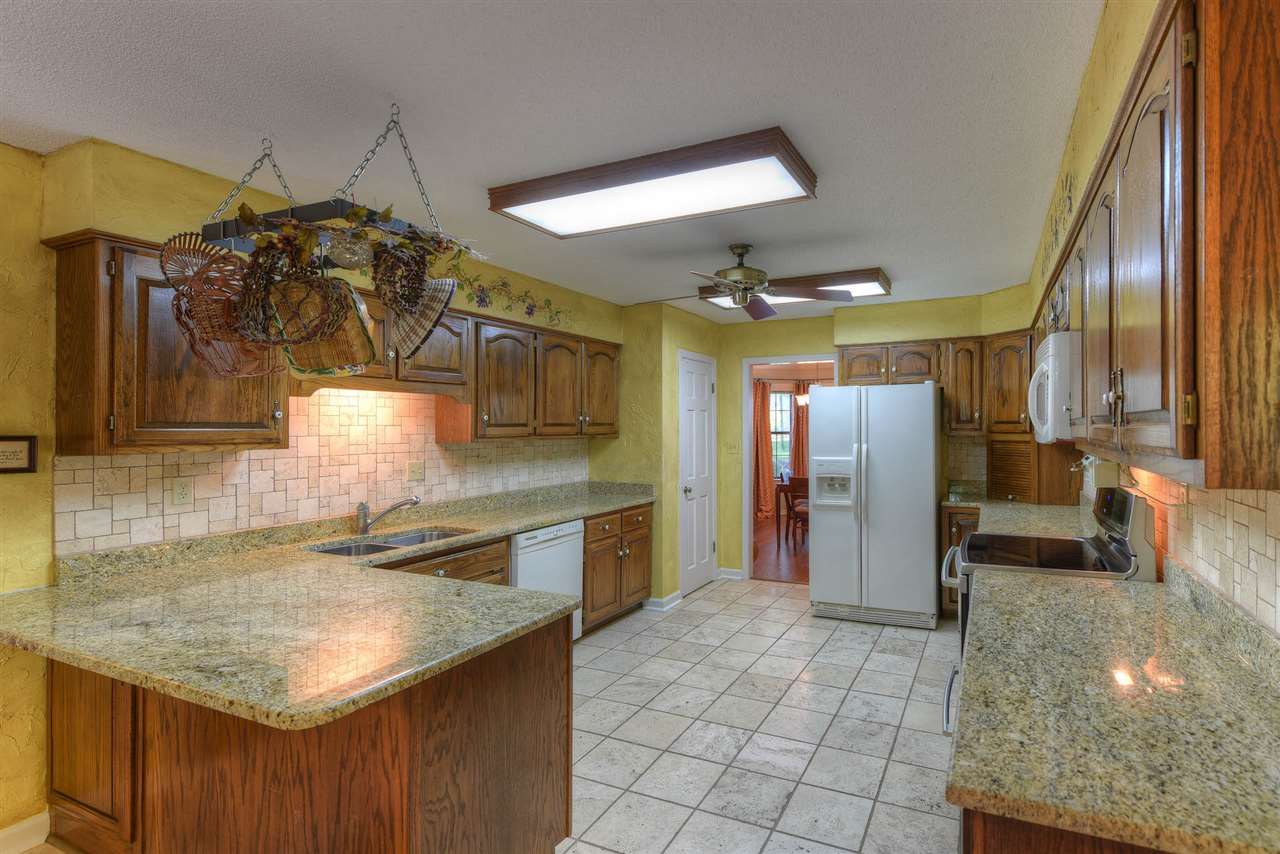 6910 Seventh Rd, Bartlett, TN 38135 photo 11