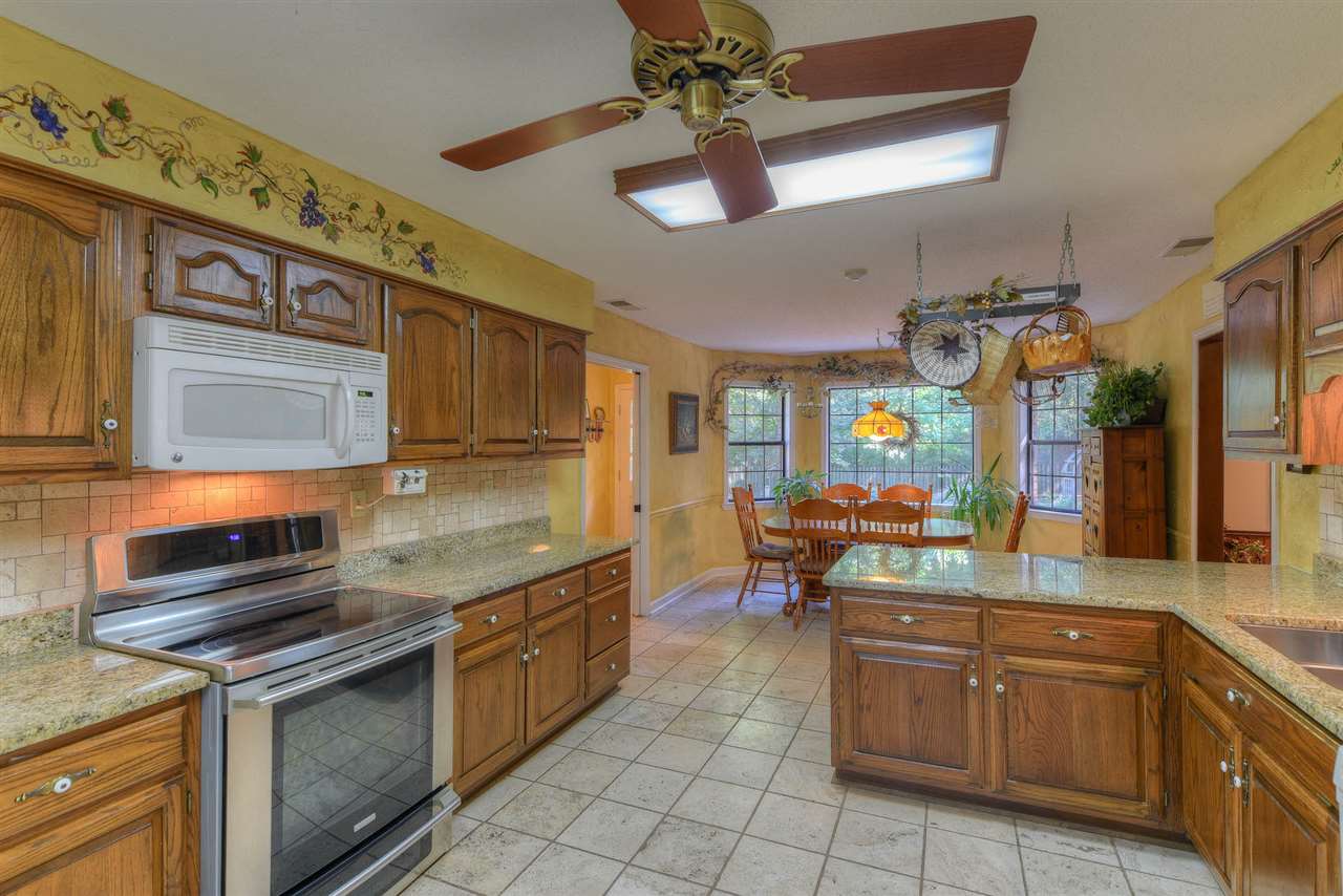6910 Seventh Rd, Bartlett, TN 38135 photo 8