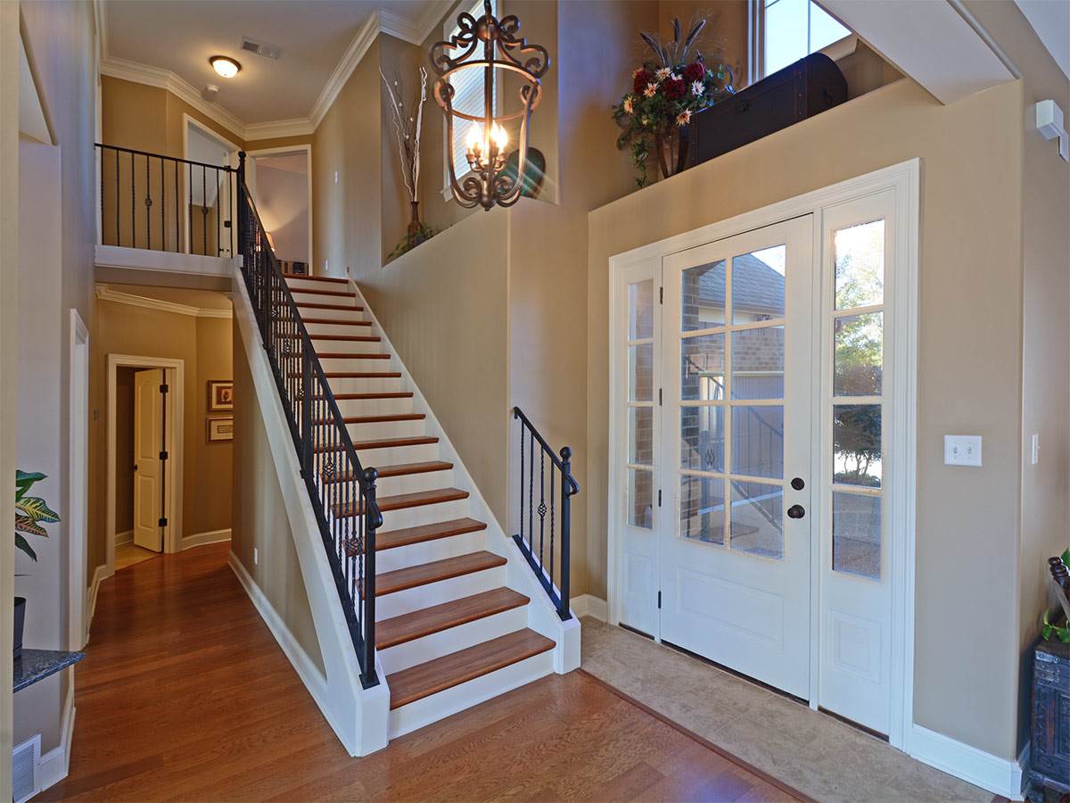 204 E Porter Run Dr, Collierville, TN 38017 photo 2