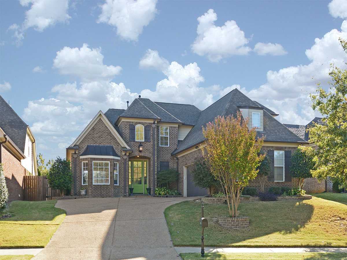 204 E Porter Run Dr, Collierville, TN 38017 photo 1