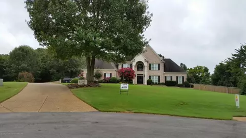 6252 Carson Dr, Olive Branch, MS 38654 photo 1