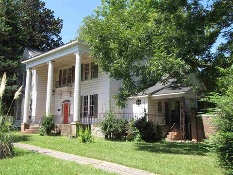 211 E Quitman St, Iuka, MS 38852 photo 1