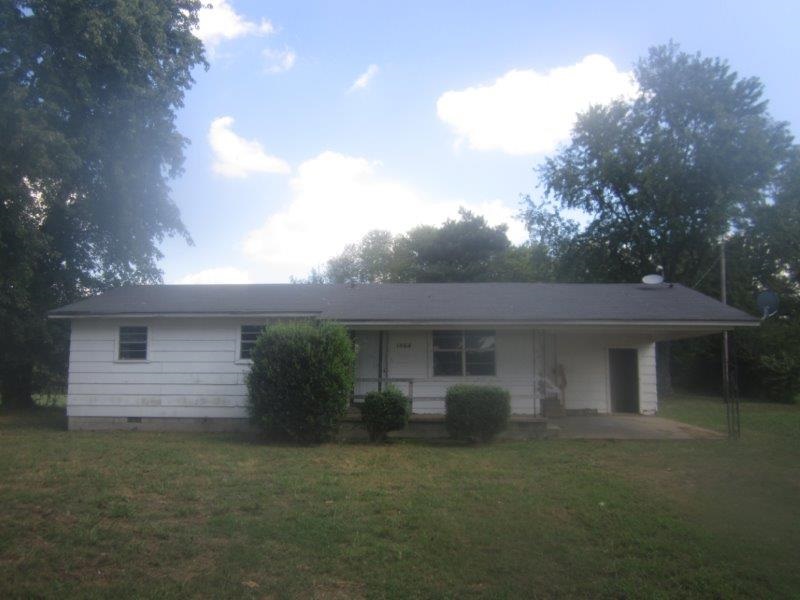1464 Tabernacle Rd, Covington, TN 38019 photo 1