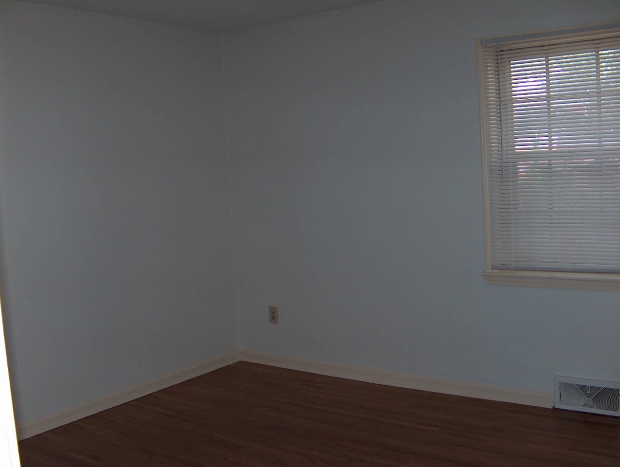 1198 E Holmes Rd, Memphis, TN 38116 photo 11