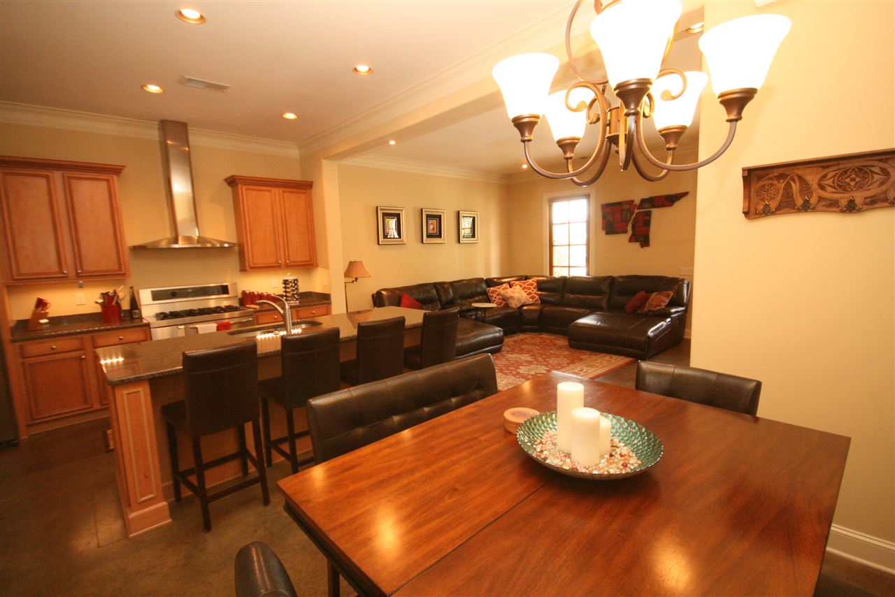595 S Front St, Memphis, TN 38103 photo 9