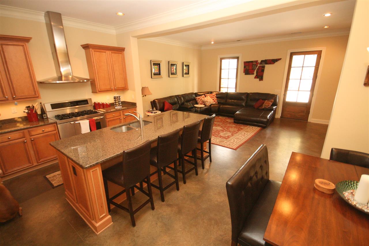 595 S Front St, Memphis, TN 38103 photo 6