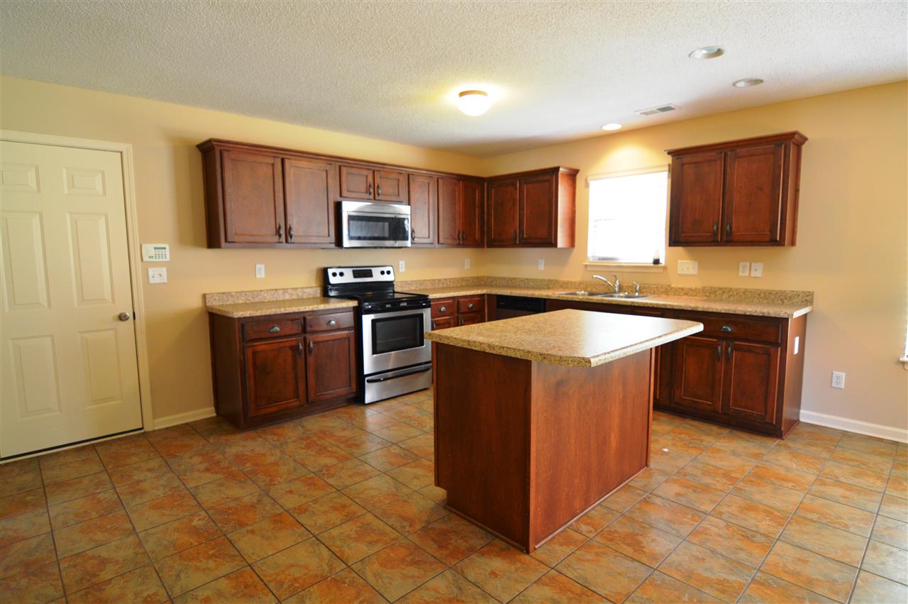 5980 Maher Valley Cv, Bartlett, TN 38135 photo 2