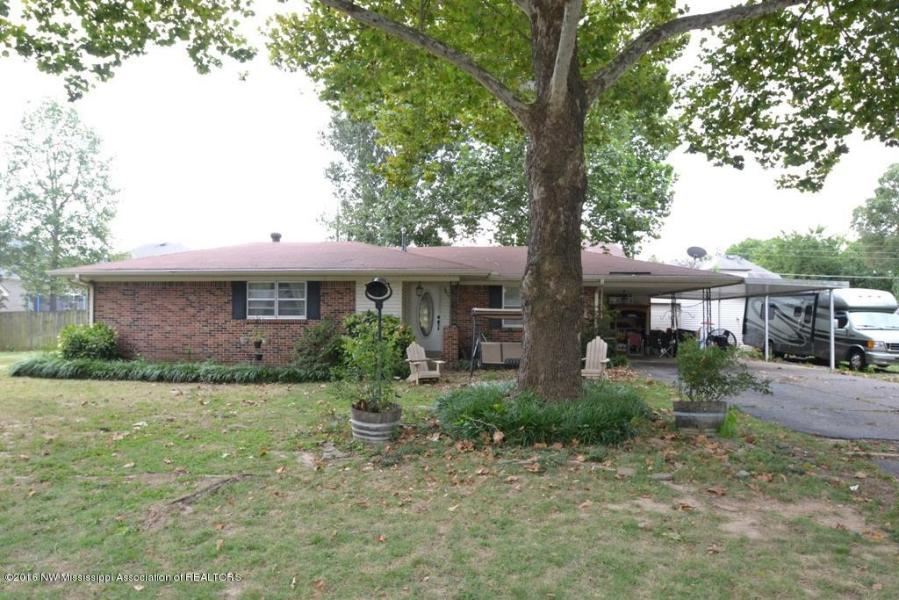 9075 Roberta St, Olive Branch, MS 38654 photo 1