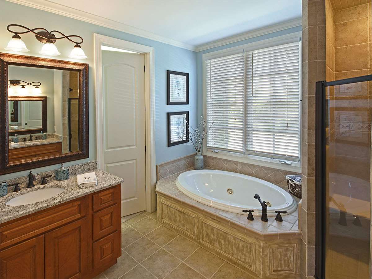 303 E Colbert St, Collierville, TN 38017 photo 10
