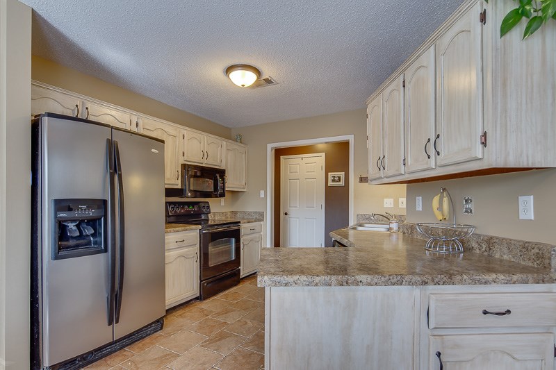 6555 Yale Rd, Bartlett, TN 38134 photo 10