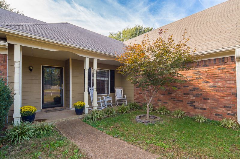 6555 Yale Rd, Bartlett, TN 38134 photo 2
