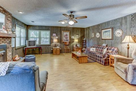 1387 Hall Rd, Nesbit, MS 38651 photo 6