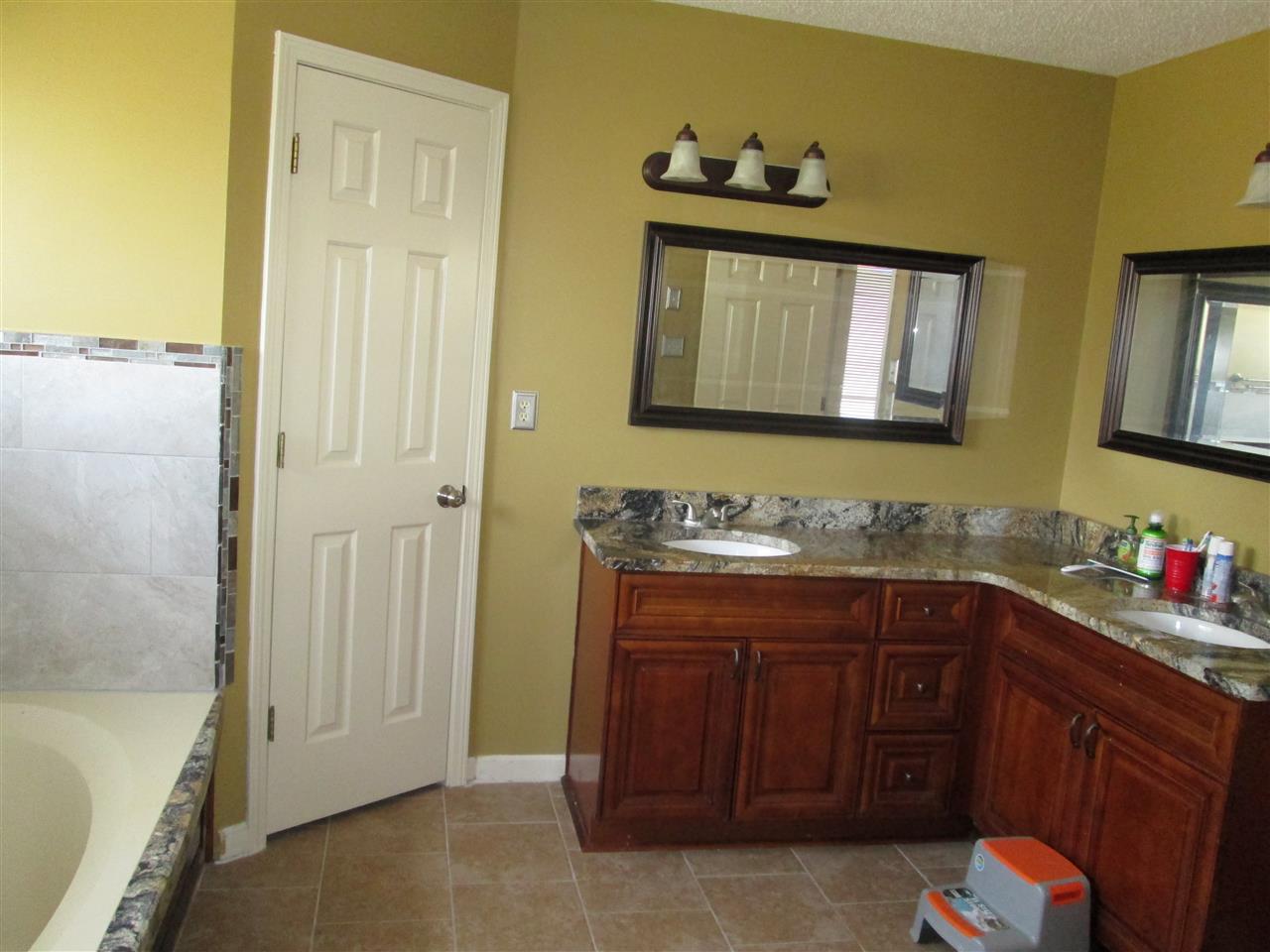 6511 Yale Rd, Bartlett, TN 38134 photo 9