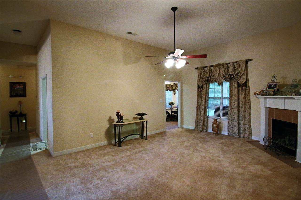 7314 Thomas Dr, Olive Branch, MS 38654 photo 4