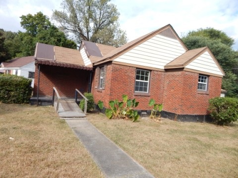 2320 Devoy Ave, Memphis, TN 38108 photo 1