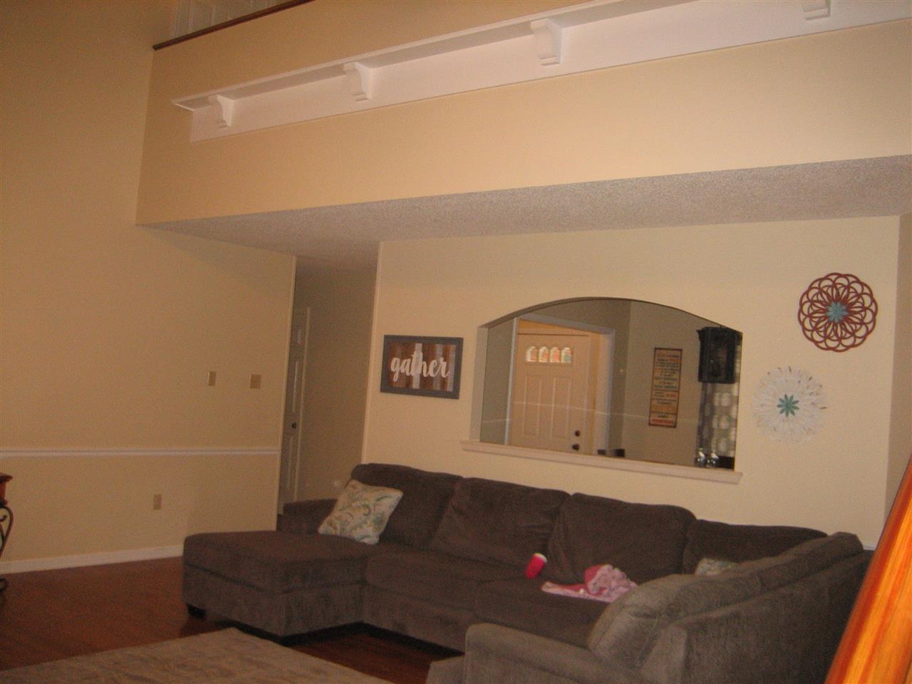 370 E White St, Collierville, TN 38017 photo 9