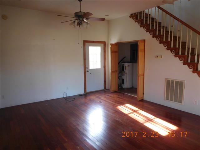 470 Old Man Loop, Olivehill, TN 38475 photo 9