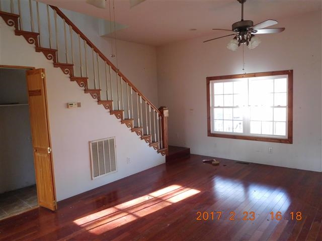 470 Old Man Loop, Olivehill, TN 38475 photo 8