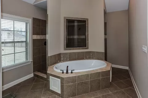 1235 Heritage Lake Rd, Hernando, MS 38632 photo 11