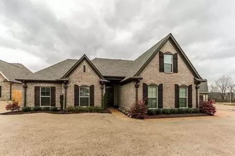 1235 Heritage Lake Rd, Hernando, MS 38632 photo 1