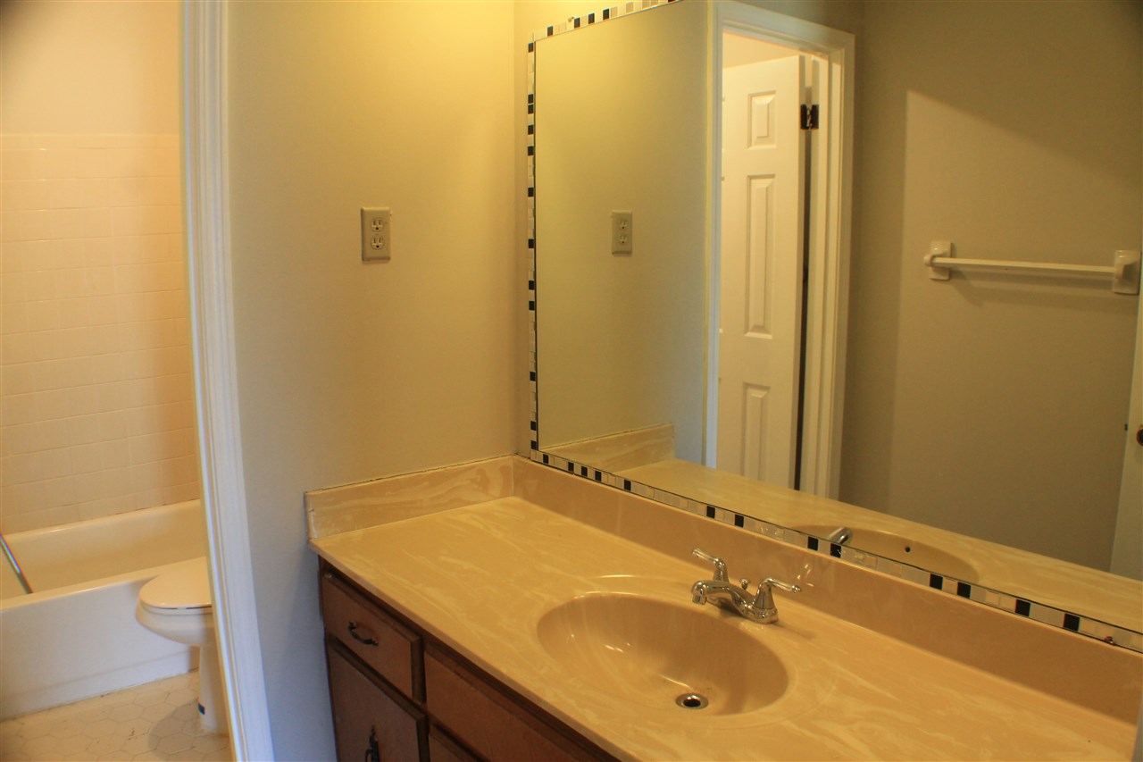 3775 Shallowhill Dr, Bartlett, TN 38135 photo 7