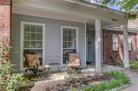 9628 Geneva Loop N Dr, Olive Branch, MS 38654 photo 2