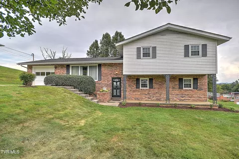2101 Lucinda Road Kingsport Tn 37660, Kingsport, TN 37660