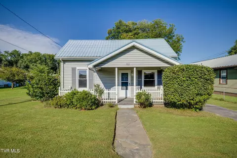 705 N Pine Street Elizabethton Tn 37643, Elizabethton, TN 37643
